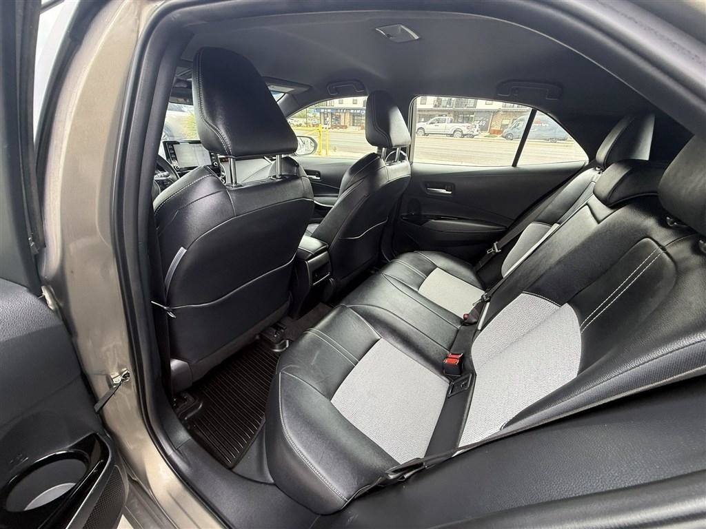 Used 2019 Toyota Corolla XSE FWD image 14