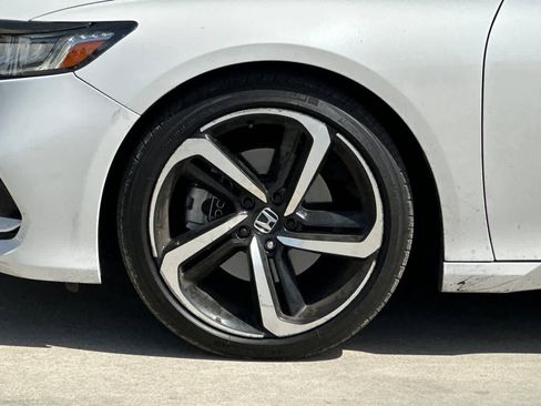 Used 2020 Honda Accord Sport image 12