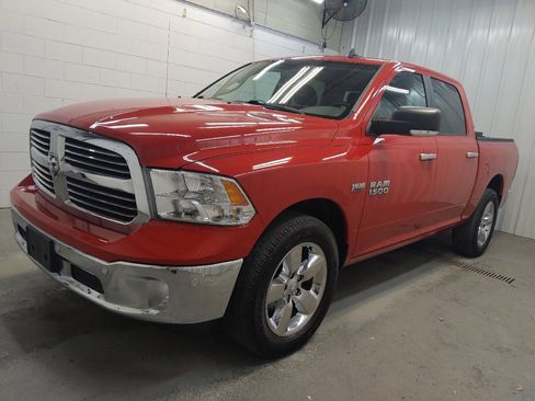 Used 2017 RAM 1500 Big Horn AWD/4WD image 2