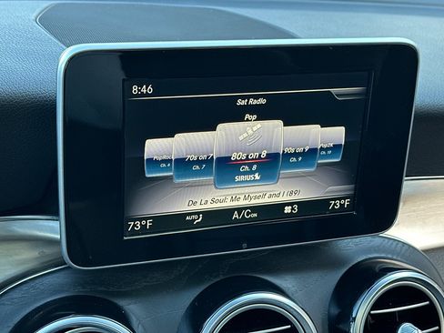 Used 2019 Mercedes-Benz GLC 300 4MATIC image 18