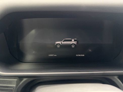 Used 2025 Land Rover Defender 110 S image 57