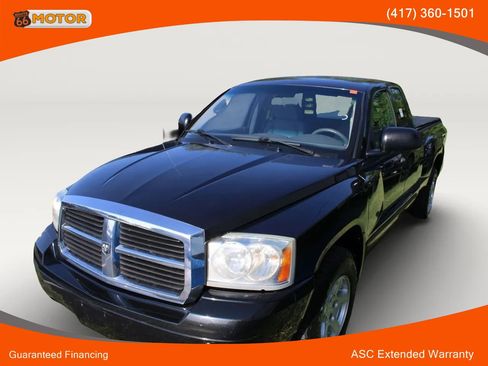 Used 2006 Dodge Dakota SLT w/ Trailer Tow Group AWD/4WD image 2