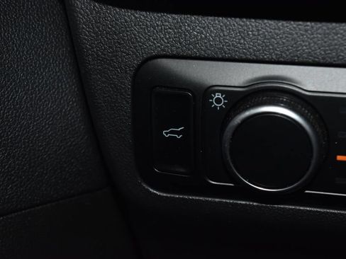 Used 2024 Ford Escape ST-Line w/ Tech Pack #1 FWD image 17