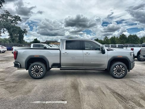 New 2026 GMC Sierra 2500 Denali Ultimate AWD/4WD image 10