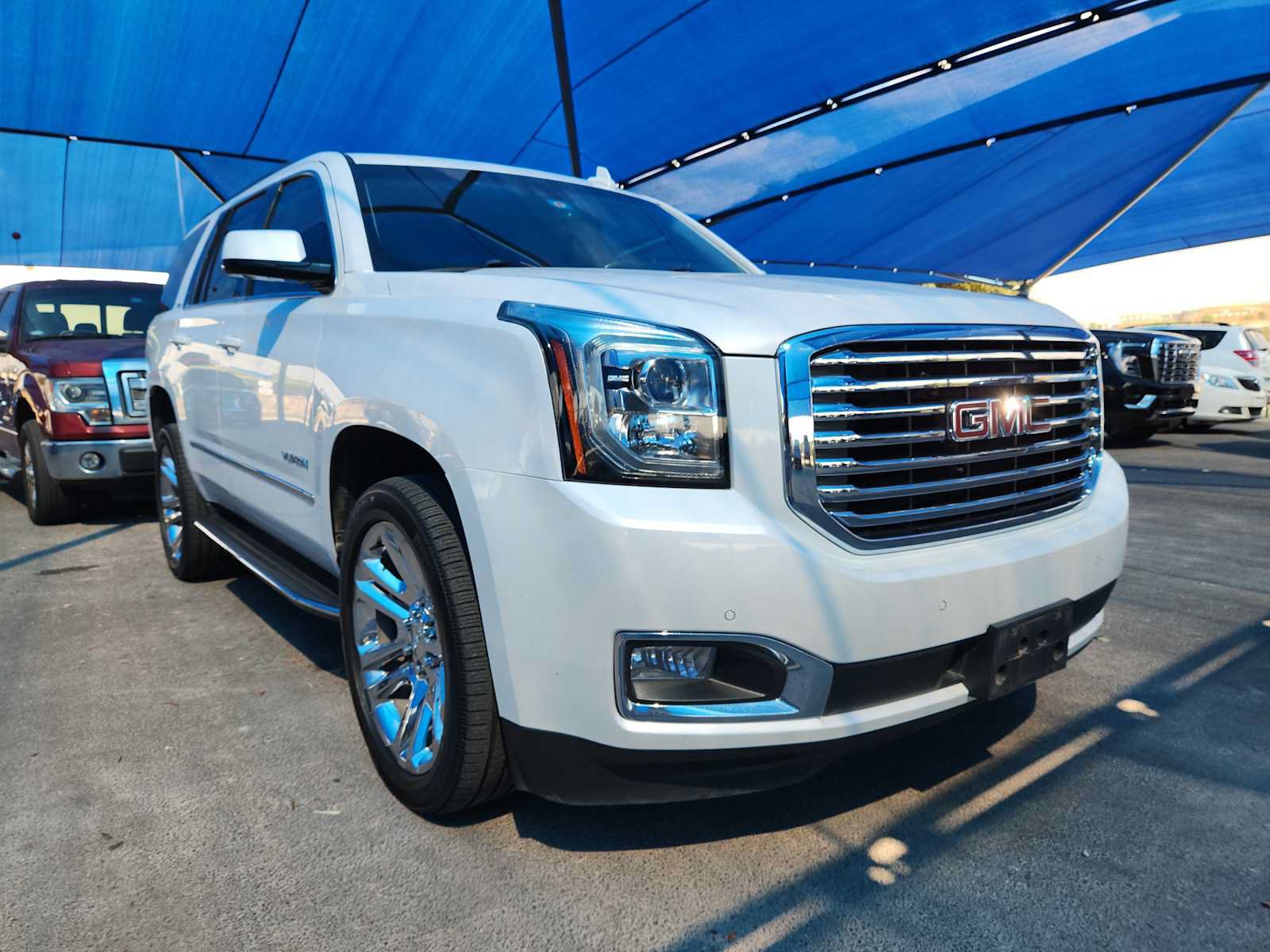 Used 2018 GMC Yukon SLT w/ Premium Edition RWD image 1