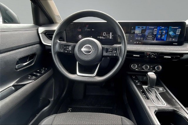Used 2026 Nissan Kicks S FWD image 8