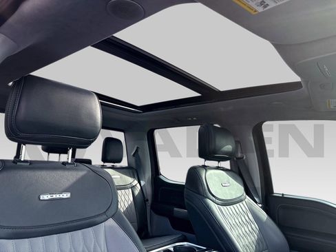 Used 2023 Ford F150 Limited image 14