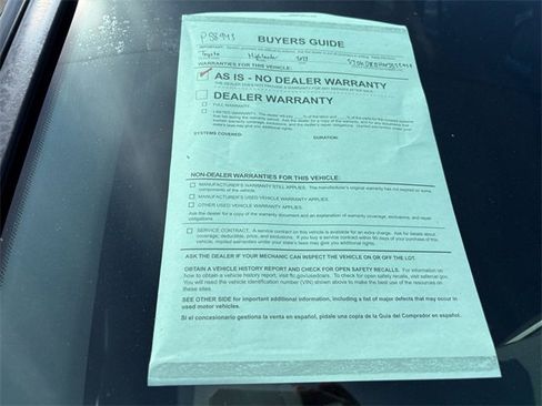 Used 2023 Toyota Highlander LE image 40