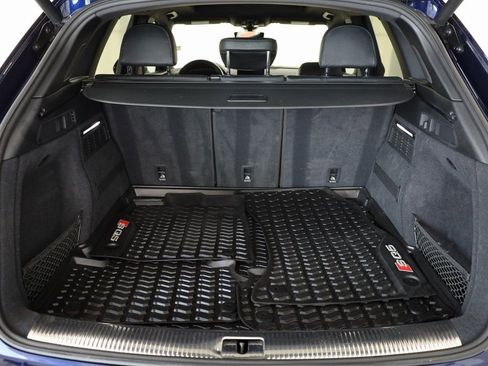 Used 2018 Audi SQ5 Prestige w/ Prestige Package image 40