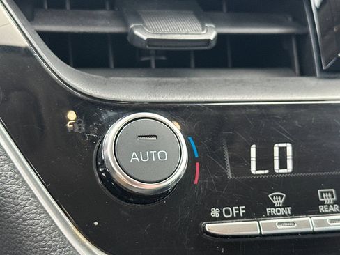 Used 2024 Toyota Corolla LE FWD image 28