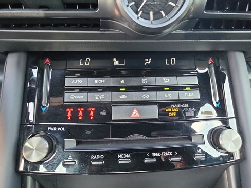 Used 2023 Lexus IS 300 AWD w/ Premium Package image 21