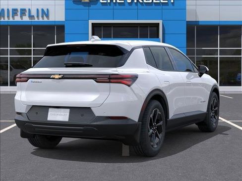 New 2026 Chevrolet Equinox EV LT image 4