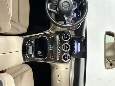 Used 2015 Mercedes-Benz C 300 4MATIC Sedan image 24