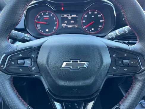Used 2024 Chevrolet Trax RS image 23