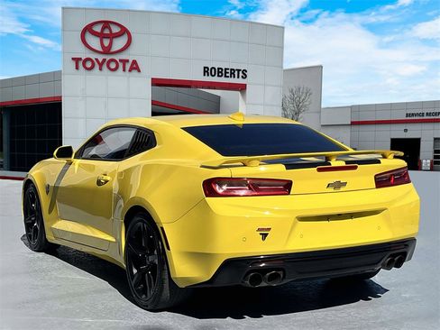 Used 2016 Chevrolet Camaro SS image 5