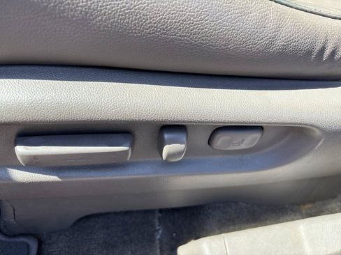 Used 2014 Honda Odyssey EX-L image 16