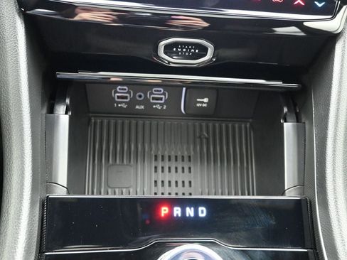 New 2026 Jeep Grand Cherokee Altitude image 20