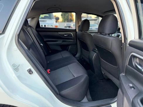 Used 2017 Nissan Altima 2.5 SR image 23