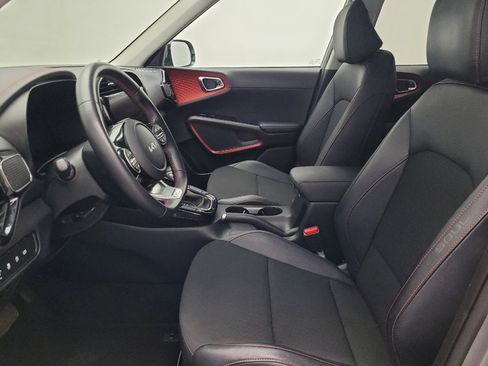 Used 2023 Kia Soul GT-Line image 17