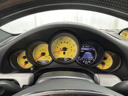 Used 2014 Porsche 911 Turbo S image 16