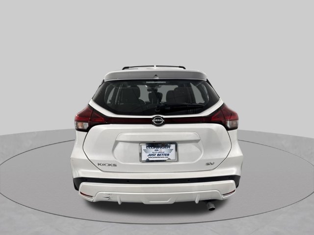 Used 2023 Nissan Kicks SV w/ Interior Electronics Package FWD image 9