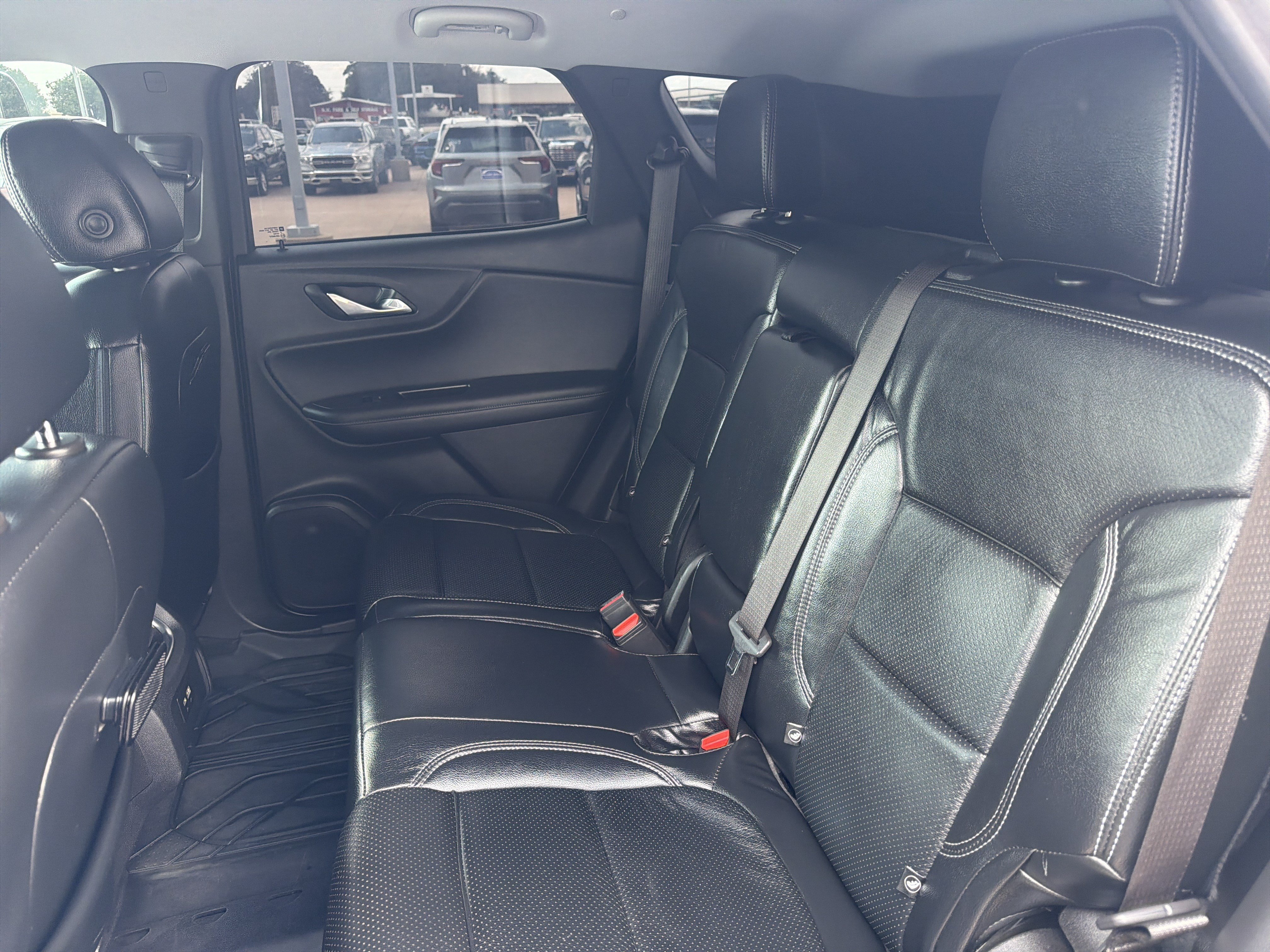 Used 2022 Chevrolet Blazer LT FWD image 6