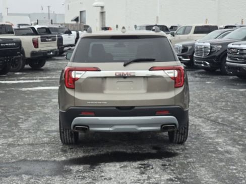 Used 2023 GMC Acadia SLE w/ Driver Convenience Package image 15