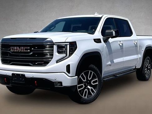 Used 2022 GMC Sierra 1500 AT4 w/ AT4 Premium Package AWD/4WD image 1