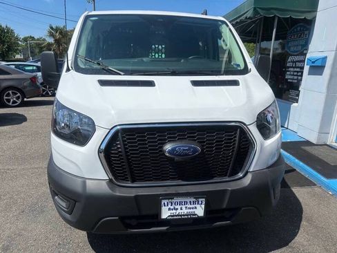 Used 2025 Ford Transit 250 Low Roof w/ Exterior Upgrade Package RWD image 9
