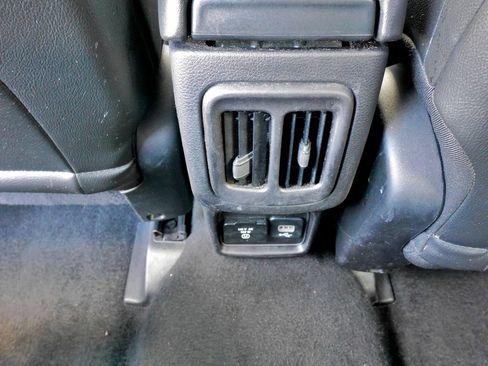 Used 2019 Jeep Compass Latitude FWD image 19