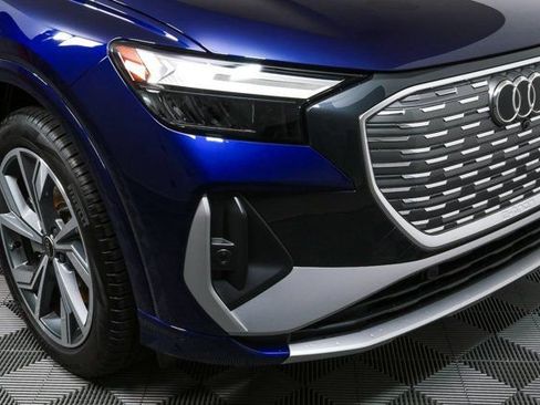 New 2026 Audi Q4 e-tron Premium image 37