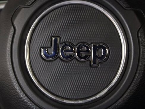 Used 2020 Jeep Gladiator Rubicon image 46