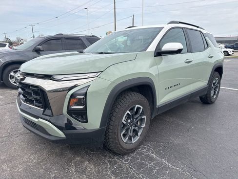 Used 2025 Chevrolet Equinox ACTIV w/ Safety and Technology Package image 3