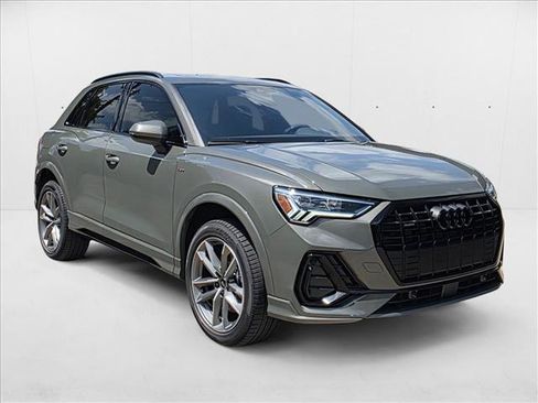 New 2025 Audi Q3 2.0T Premium w/ Convenience Package image 3