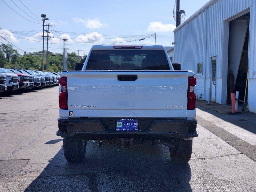 New 2026 Chevrolet Silverado 2500 Custom w/ Custom Convenience Package AWD/4WD image 4