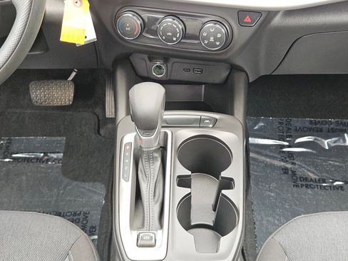 Certified 2024 Chevrolet Trax LS image 19