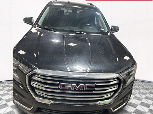 Used 2022 GMC Terrain SLT image 1