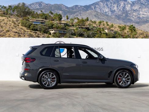 New 2026 BMW X5 xDrive50e image 5