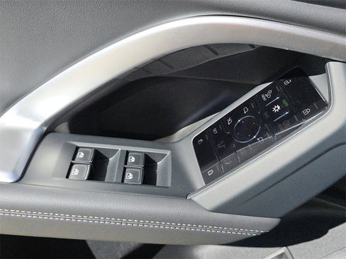 New 2025 Audi Q5 Premium Plus image 19