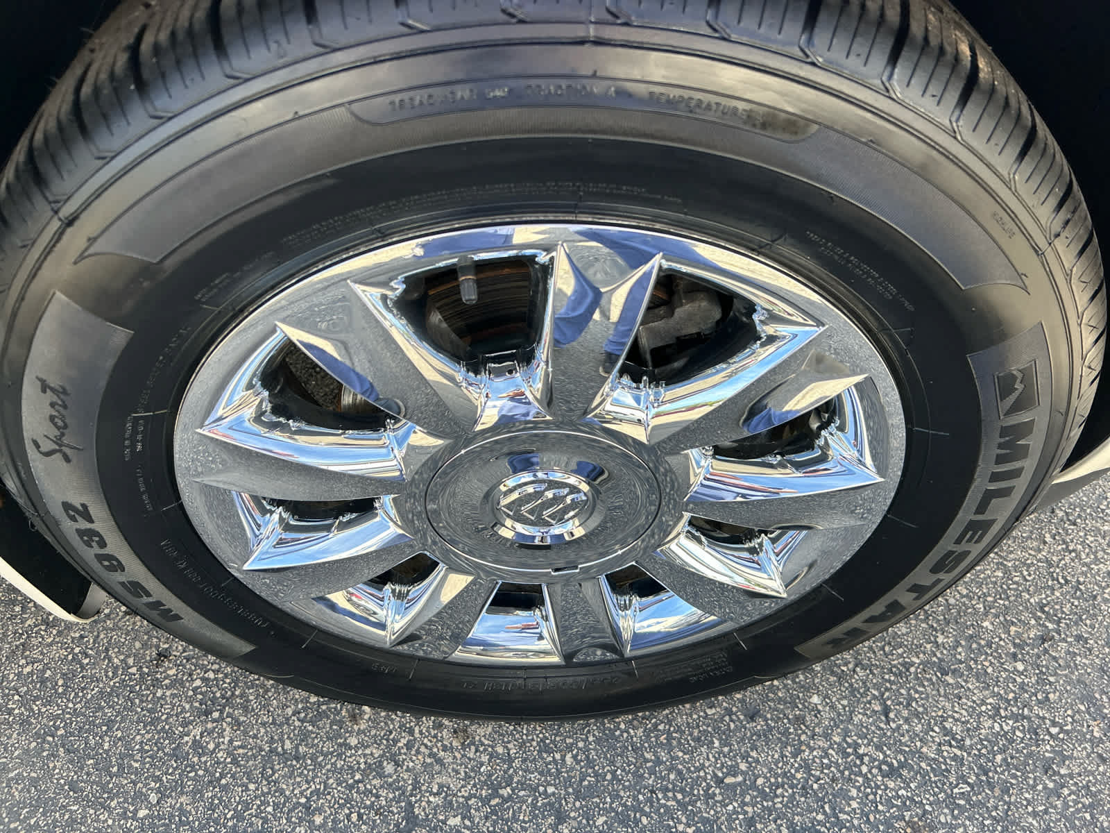 Used 2014 Buick Enclave Leather AWD/4WD image 10