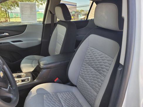 Used 2020 Chevrolet Equinox LT w/ LPO, Floor Liner Package AWD/4WD image 22