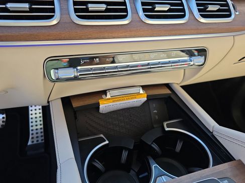 New 2026 Mercedes-Benz GLS 450 4MATIC image 19