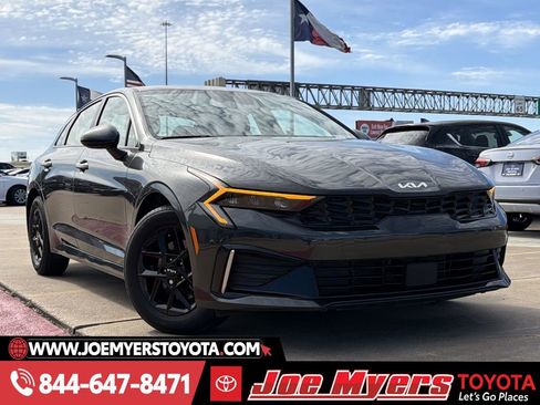 Used 2025 Kia K5 LXS image 2