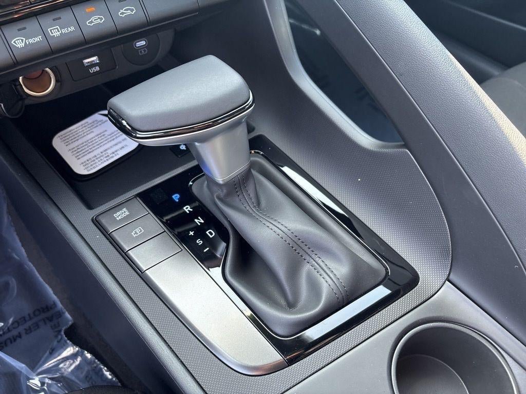 New 2026 Hyundai Elantra Sport FWD image 38