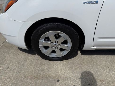 Used 2009 Toyota Prius Touring FWD image 13