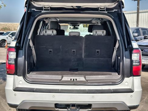 Used 2021 Ford Expedition Limited RWD image 25