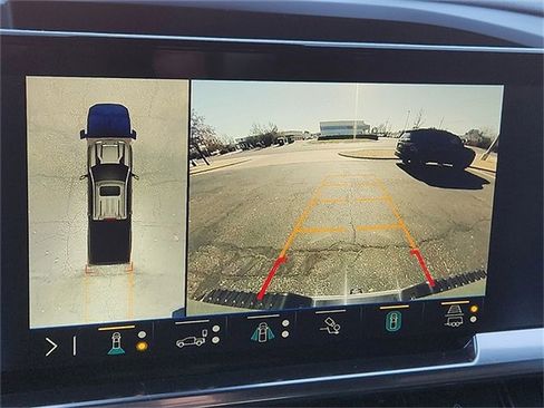 Certified 2025 Chevrolet Silverado 2500 LTZ w/ LTZ Convenience Package image 19