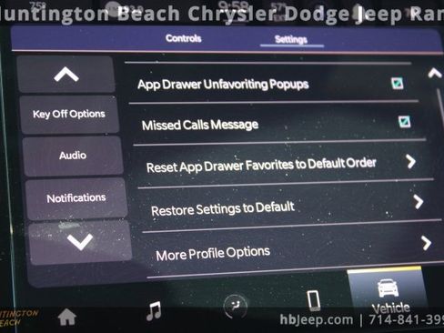 Used 2025 Jeep Grand Cherokee Laredo X image 26