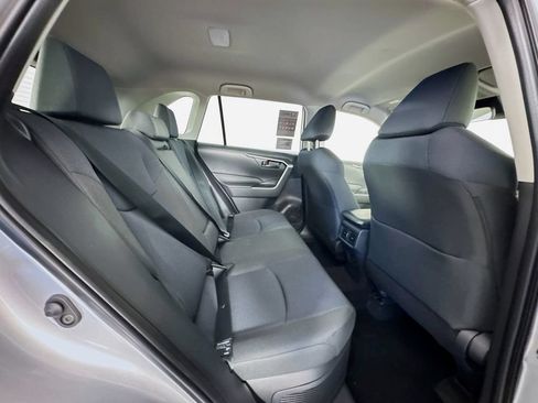 Used 2025 Toyota RAV4 LE AWD/4WD image 27