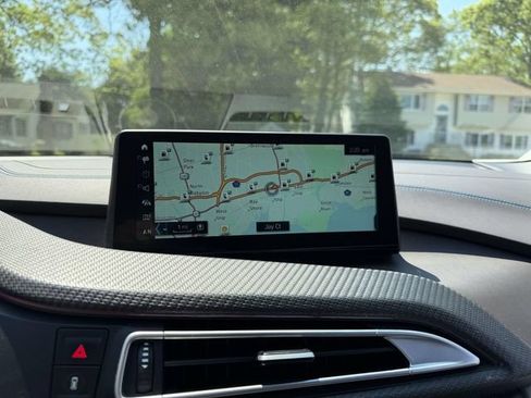 Used 2019 BMW i8 Roadster AWD/4WD image 22